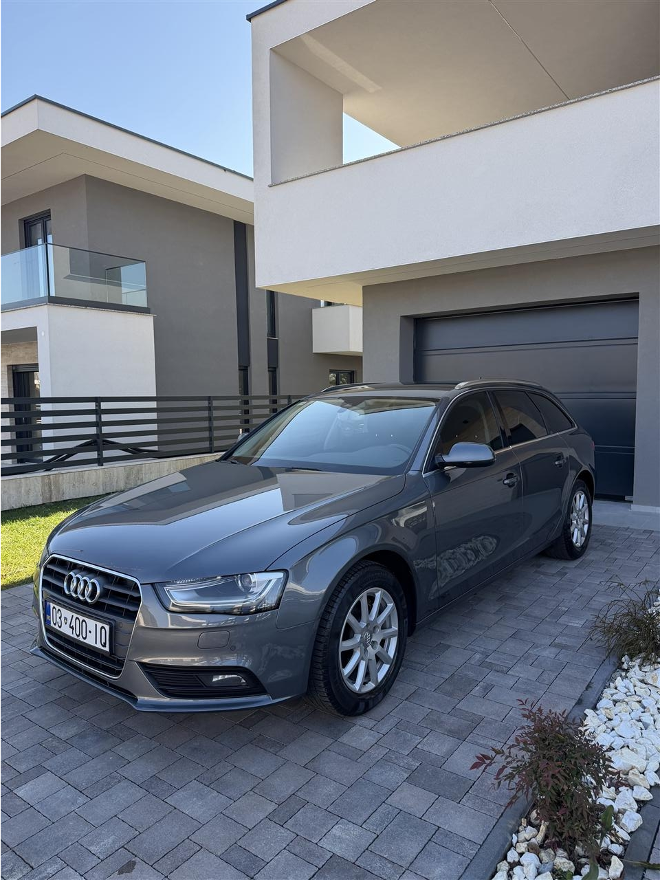 Audi-A4-2014
