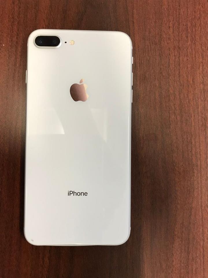 iphone-8+-