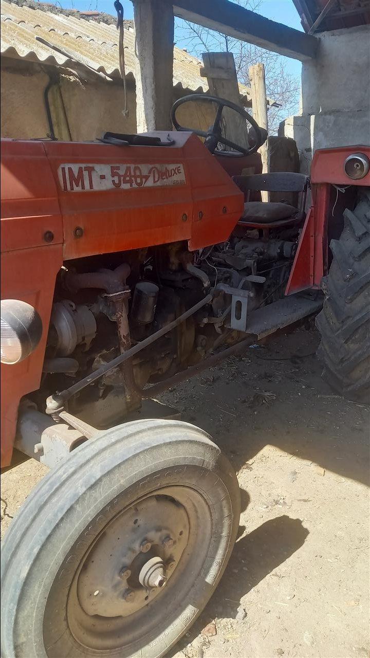 SHES-TRAKTOR-