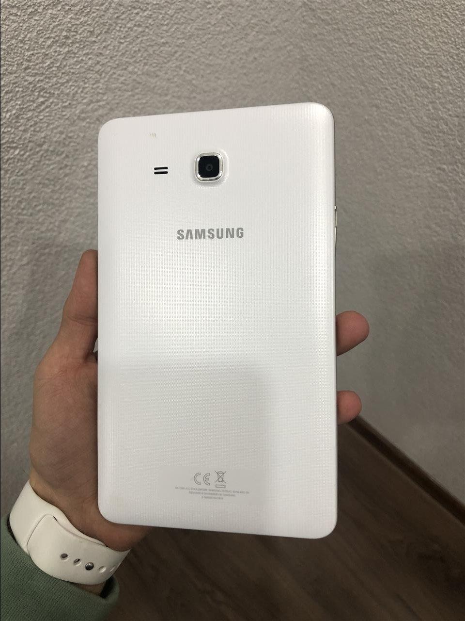 Samsung-Tab-A-2016---------