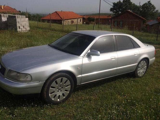 Audi A8