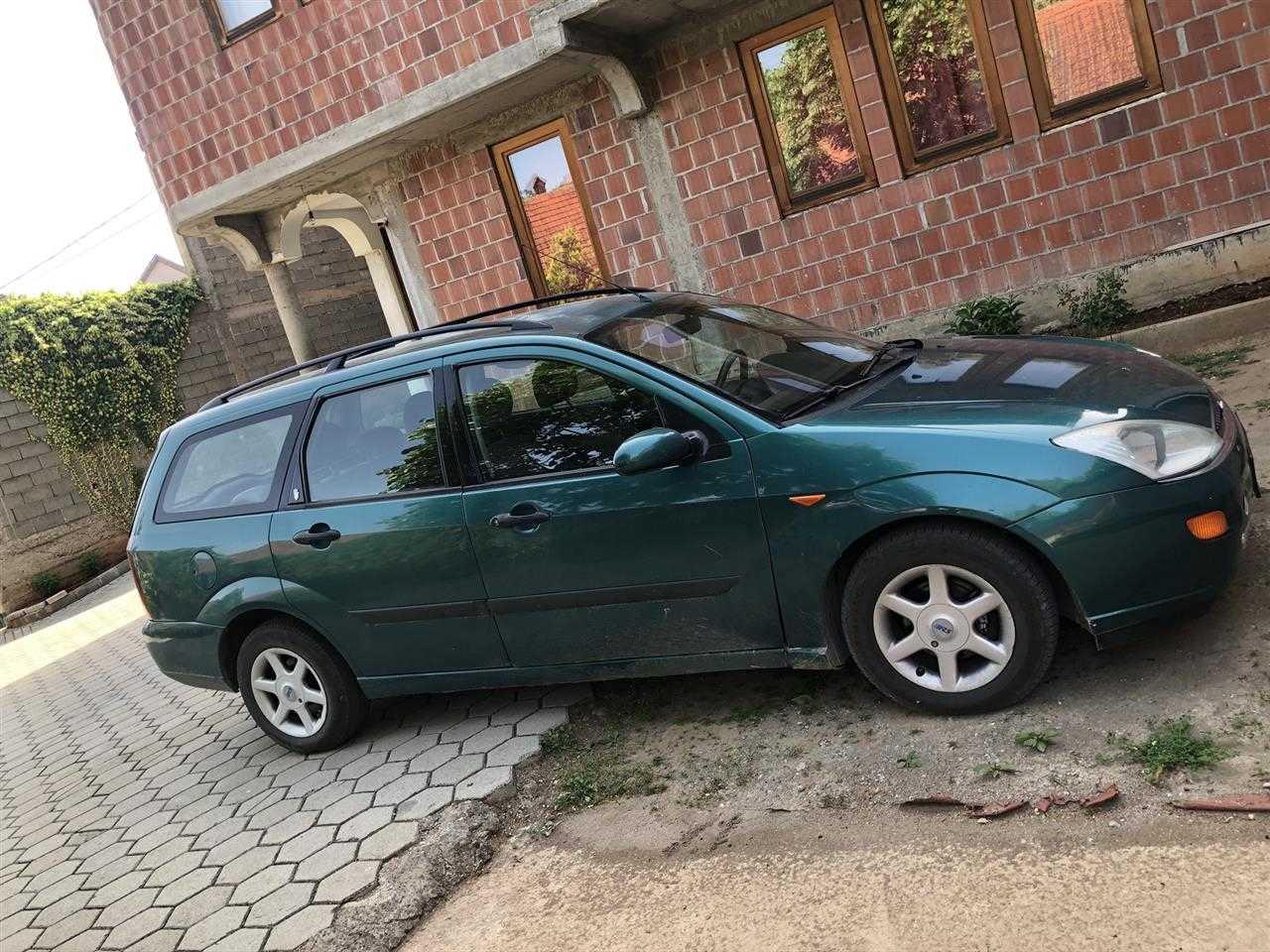 Ford-focus-ghia-