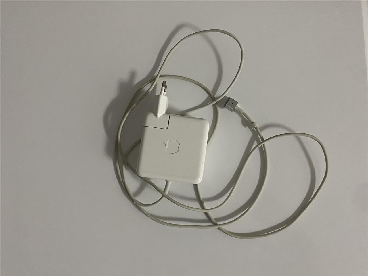 Macbook-air-i5