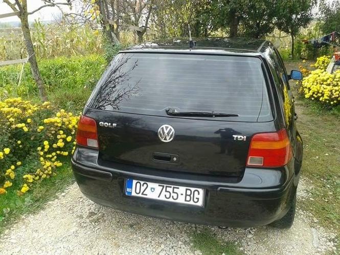 Shitet  Golf 4