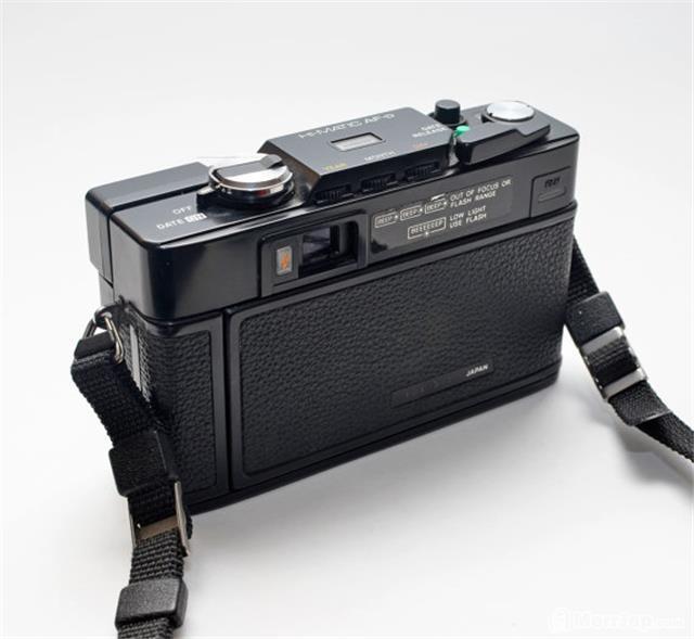 MINOLTA