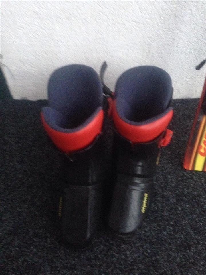 Skija