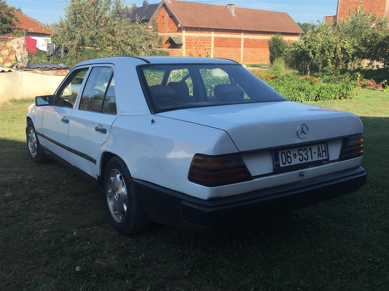 Shitet-mercedez-200d