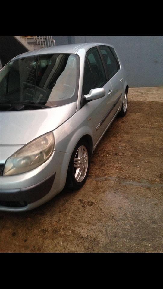 Shitet-Renault-scenic
