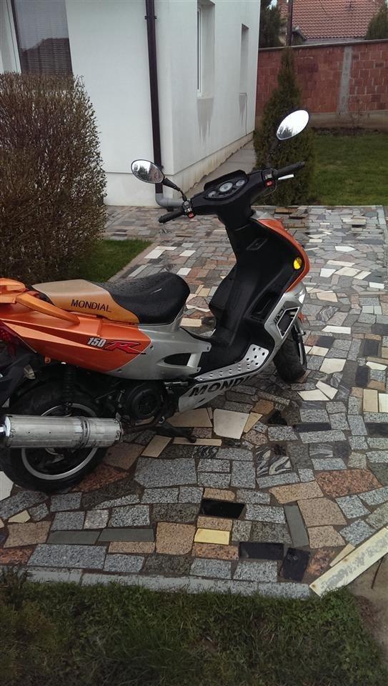 skuter-150cc