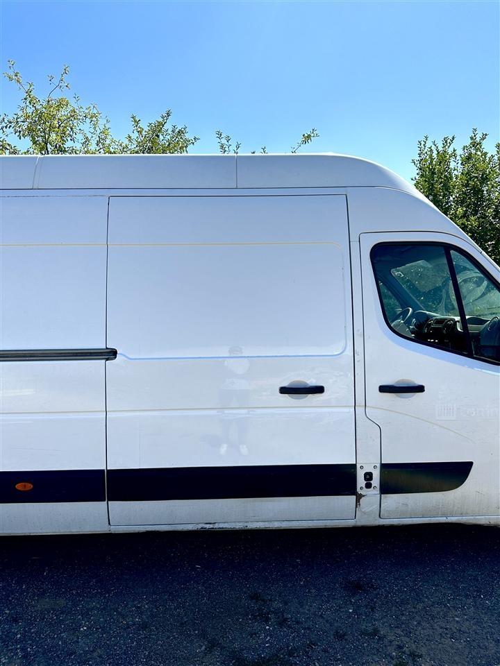 Shitet-Furgoni-Renault-Master-2012