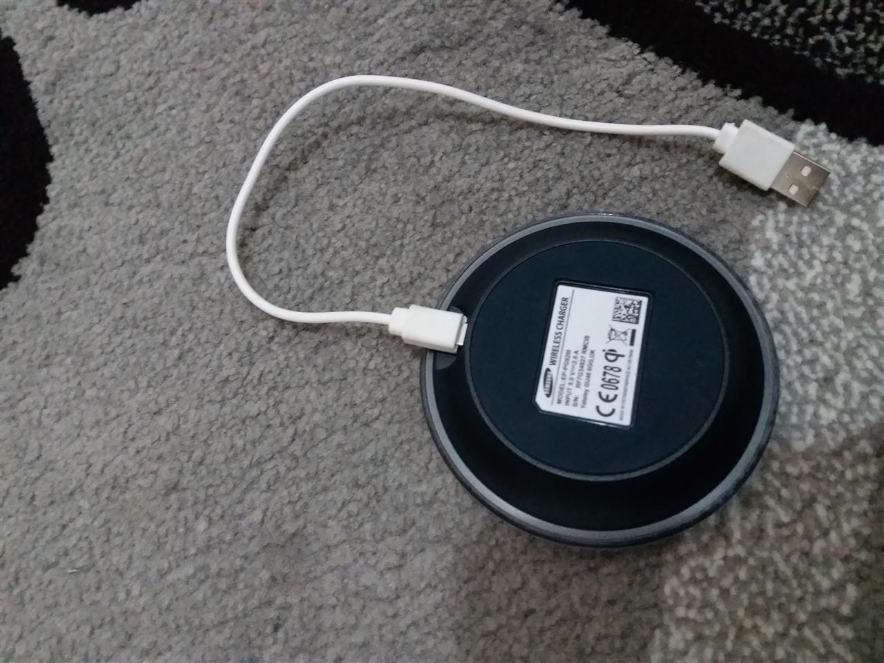 WIRELESS-CHARGER