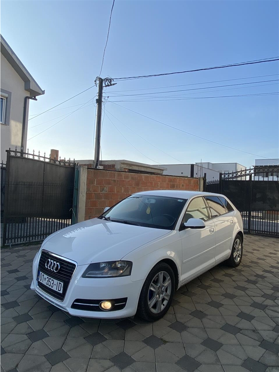 Audi-A3-2012-2-0