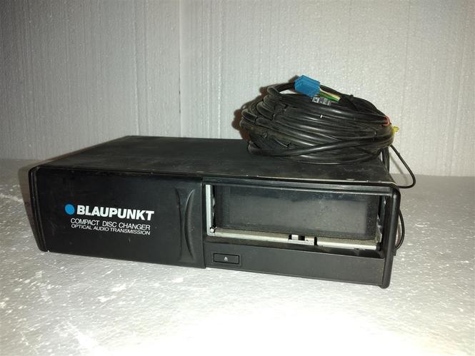 Compact disc changer