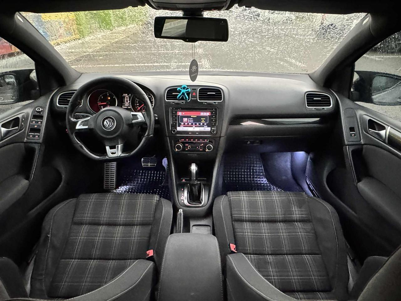 SHES-GOLF-VI-2-0-TDI-GTD-AUTOMATIK