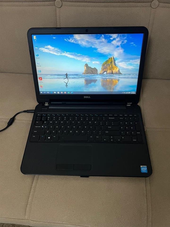 Laptop-DELL