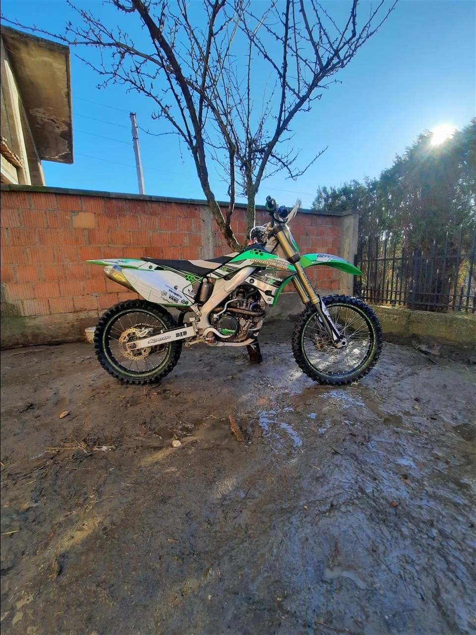 Kawasaki-kxf-250-2008-