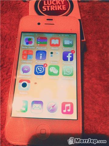 iPhone 4s 