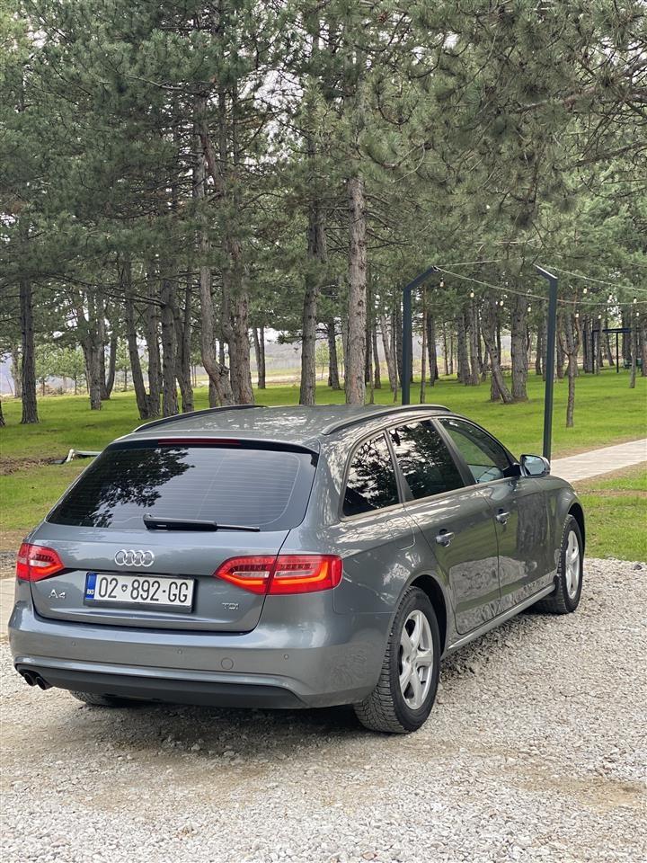 Audi-A4
