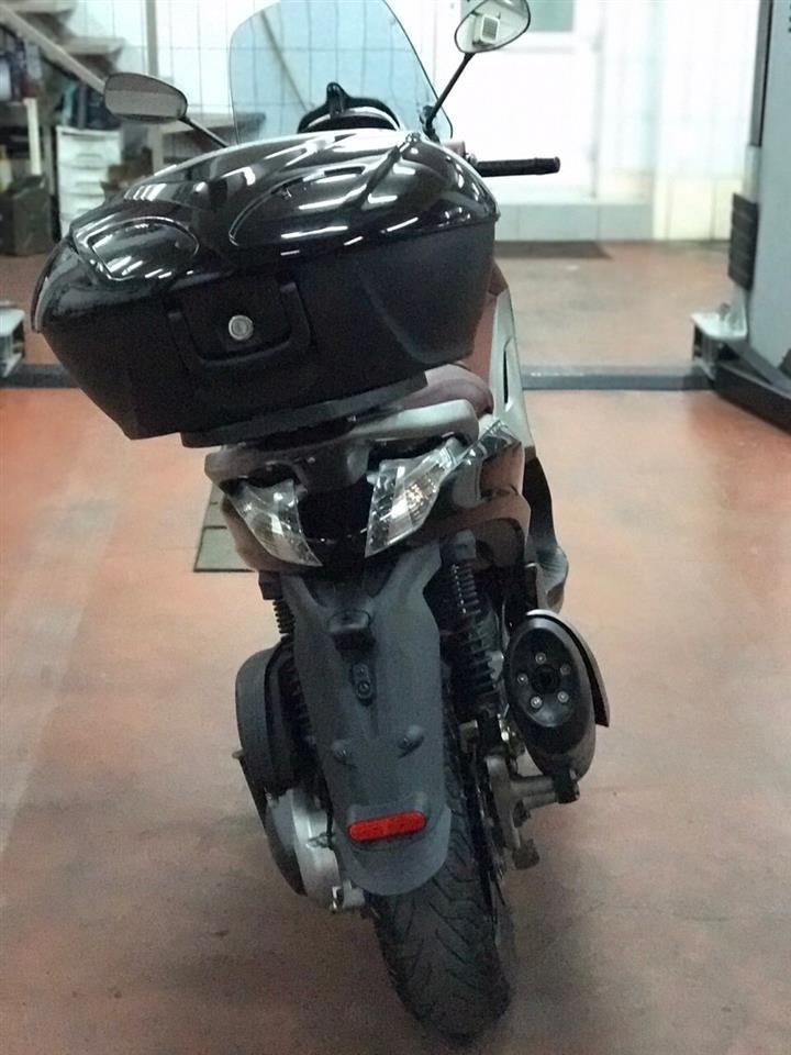 piaggio-beverly