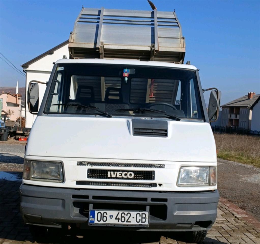 Shitet-iveco-35-12-ne-gjendje-prefekte-me-bllokad-viti-1999