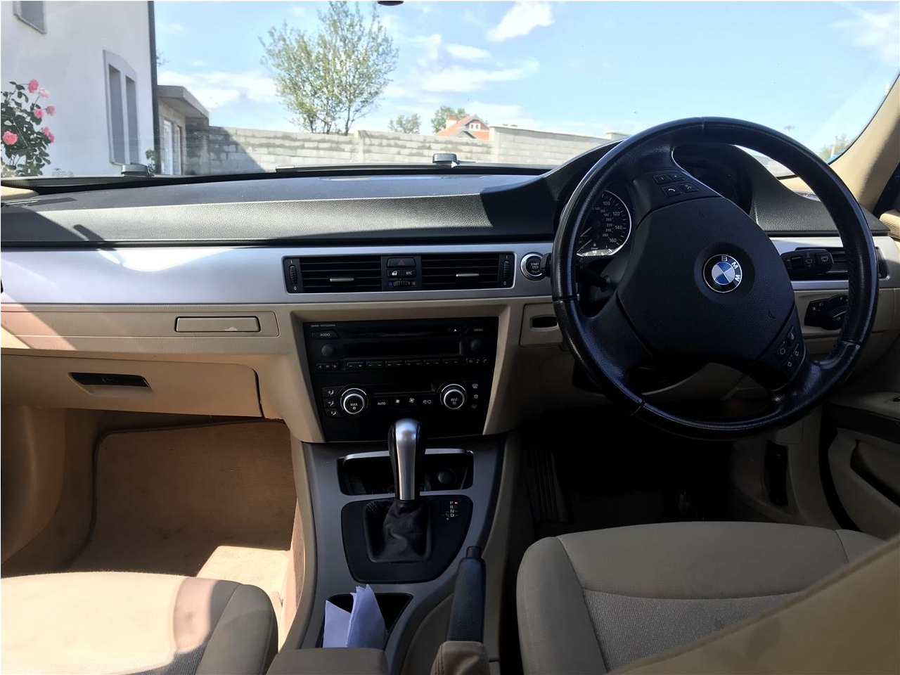 Shes-BMW-320D