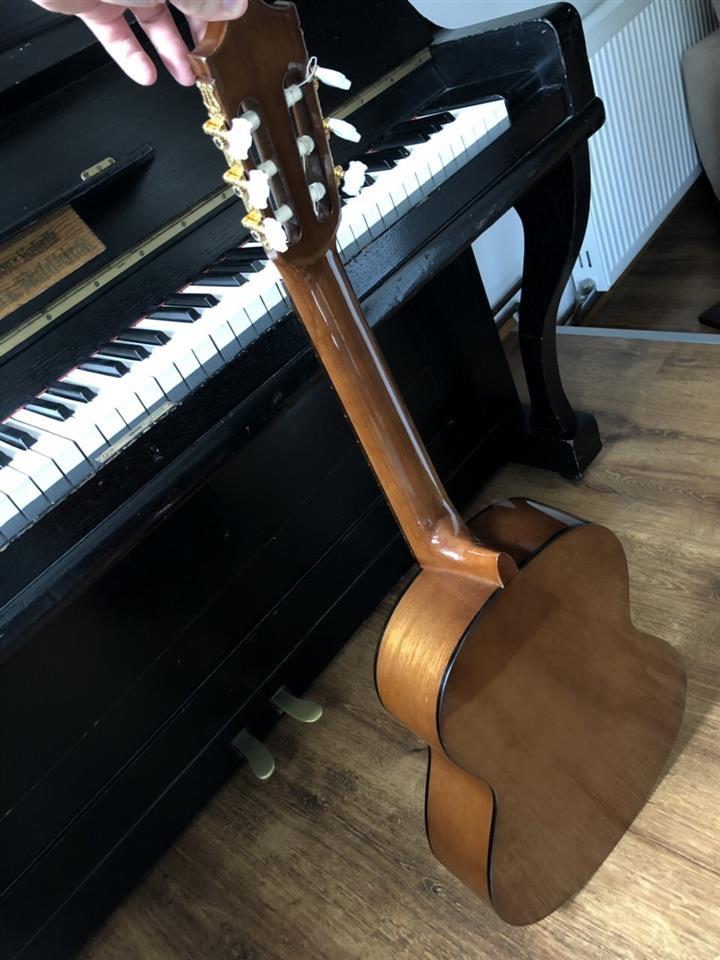Gitare-e-re-