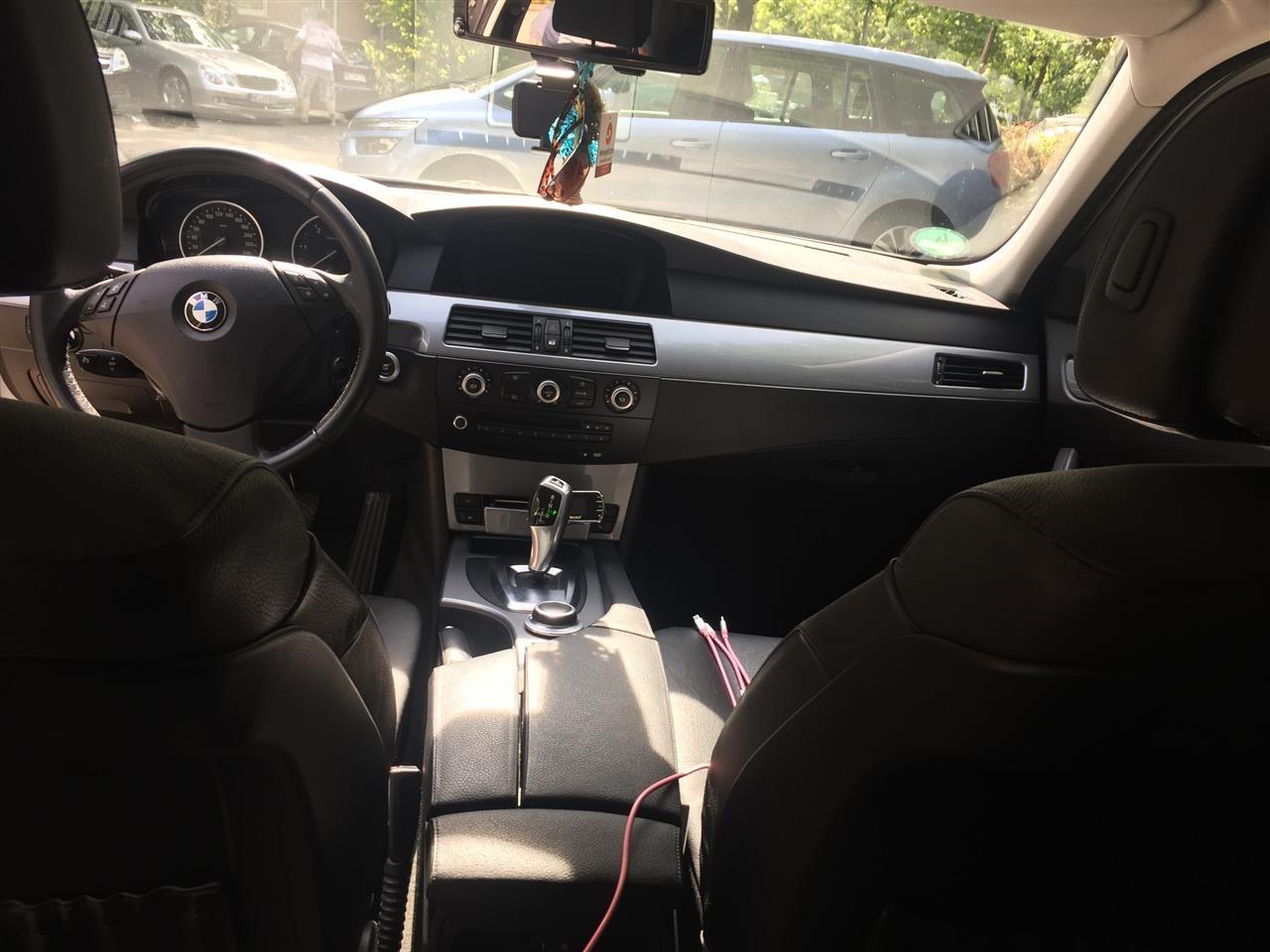 BMW-525