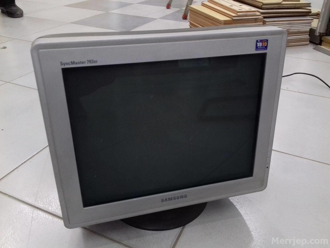samsung syncmaster 793df