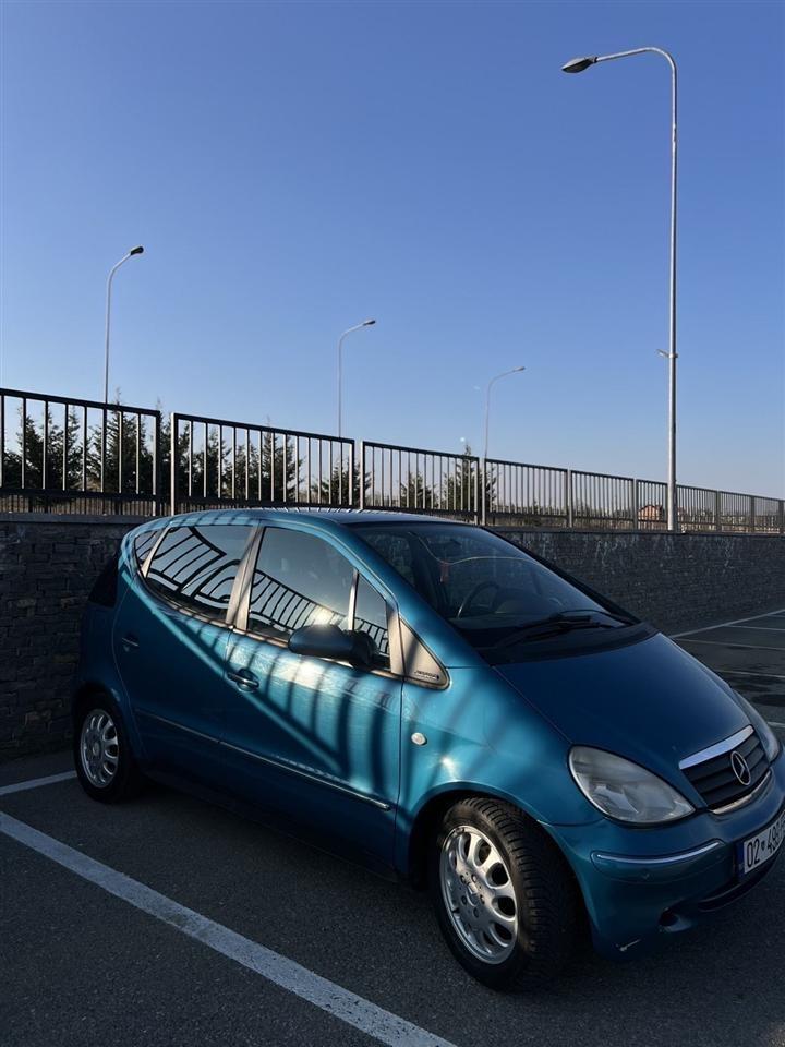 Shitet-vetura-mercedes-A-class-Urgjent