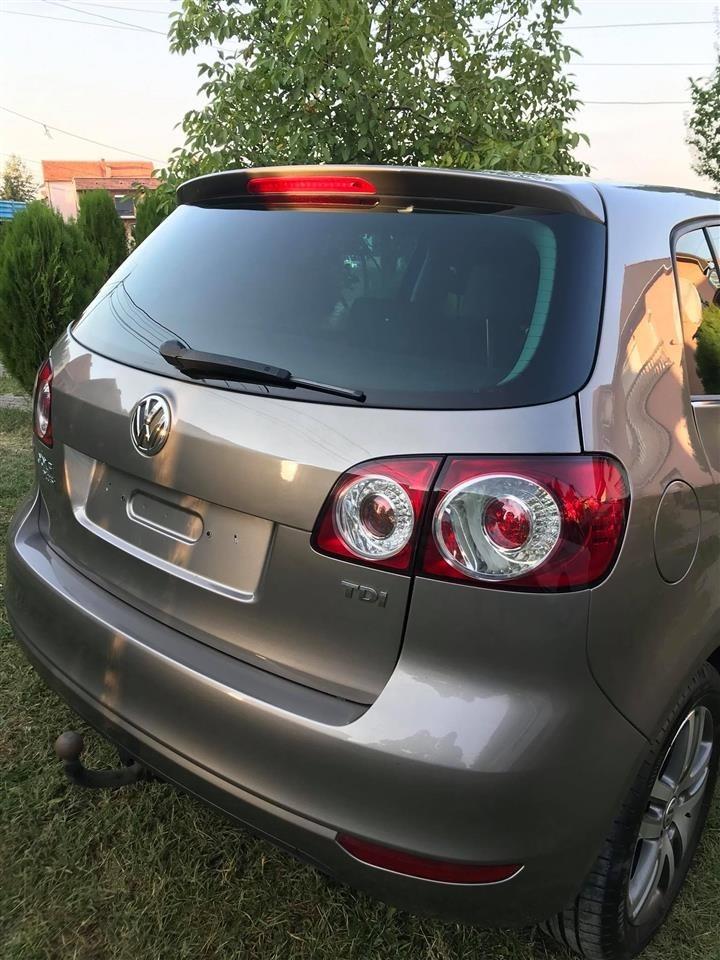 GOLF-6-PLUS--2010