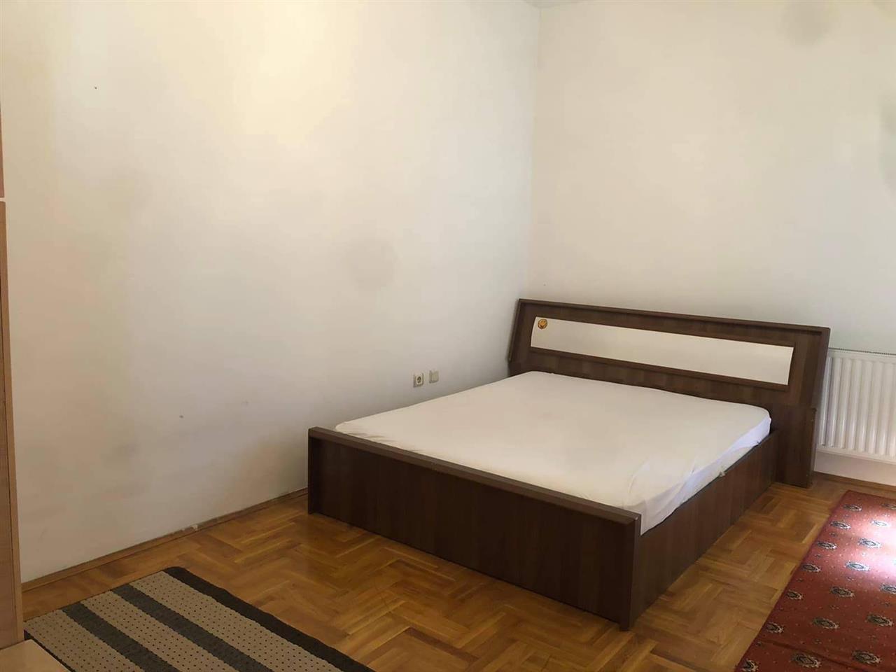 Banesë-me-qira