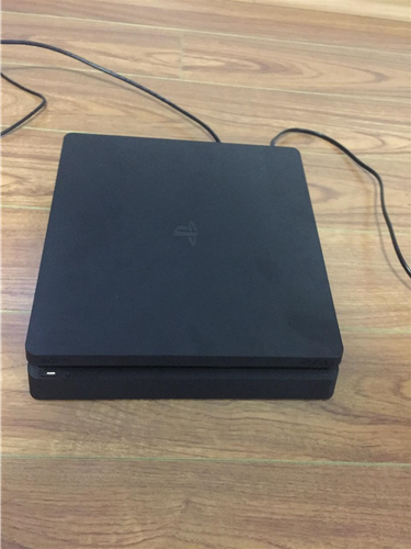 PS4 SLIM