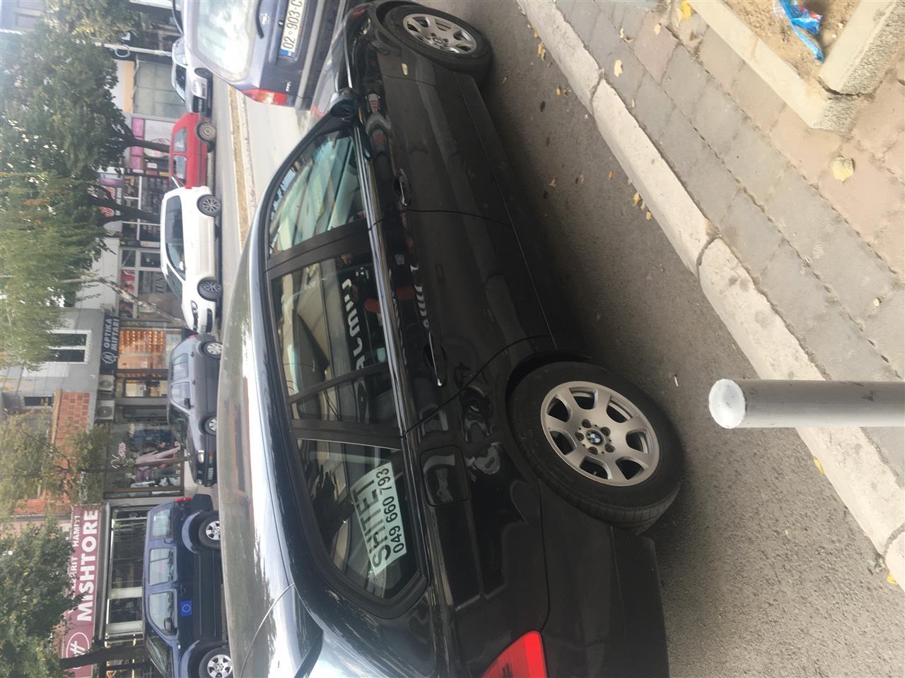 BMW-320-