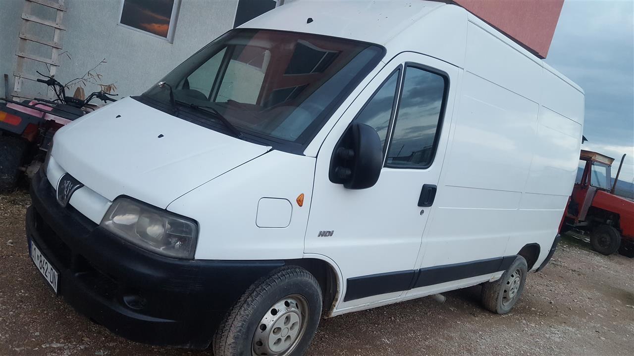 Shitet-kombi-