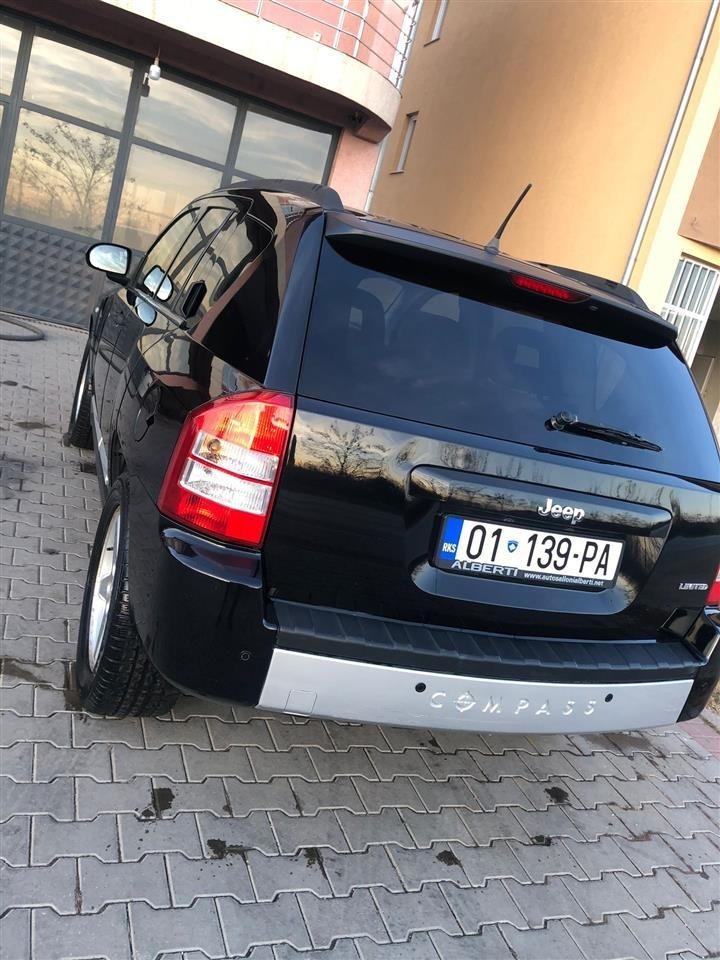 Jeep-Compass-2-4-benzin