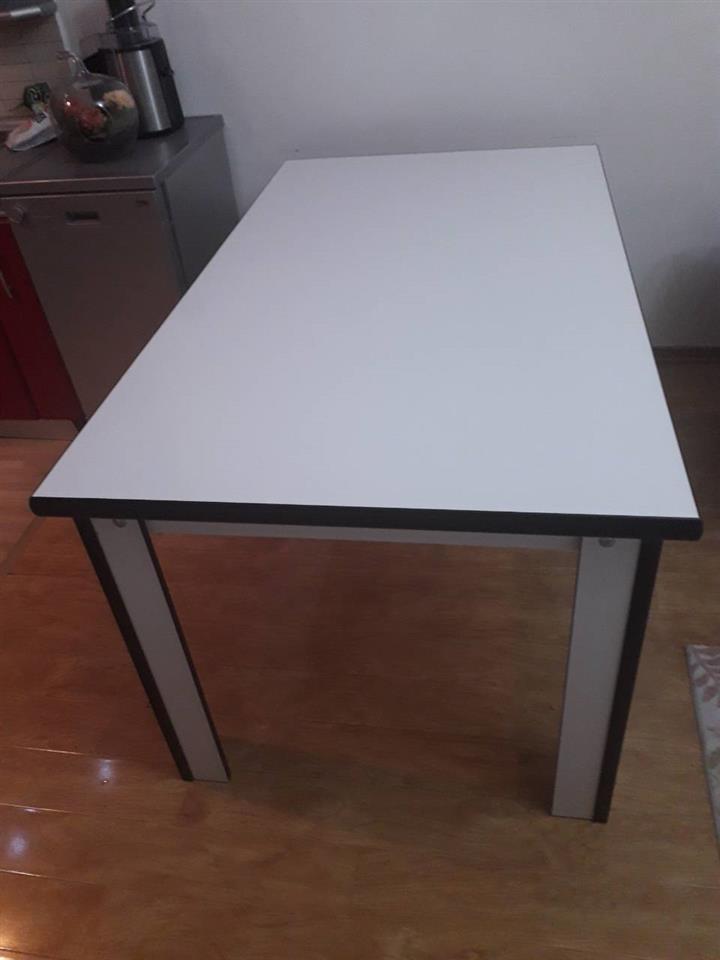 Tavolin-e-Bukes