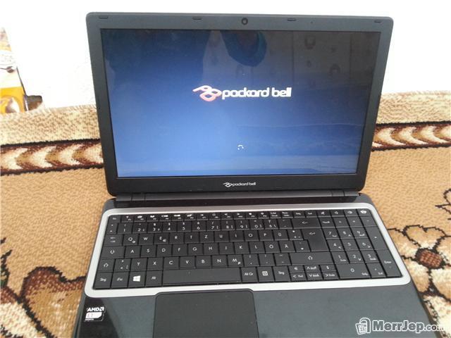 Laptop-P8-packard-Bell