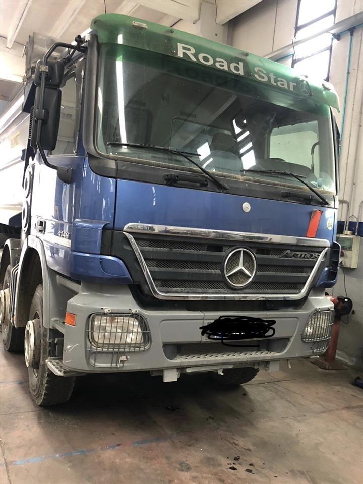 Actros-4148
