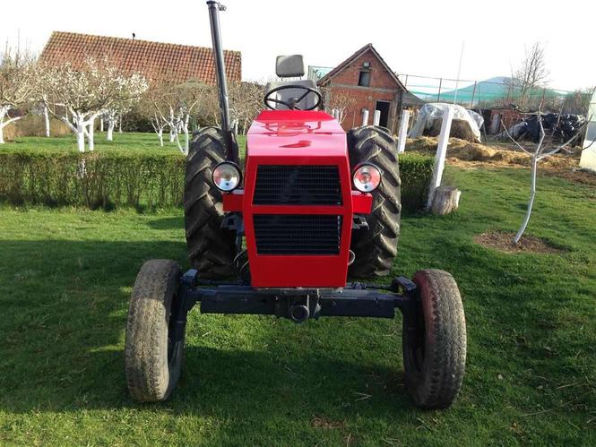 Traktor Imt 577