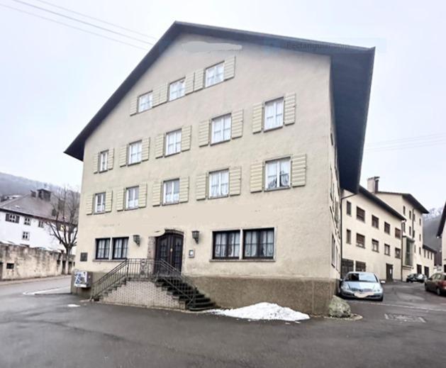 -Shitet-Objekti-ne-Stuttgart-2300-m2-Gjermani