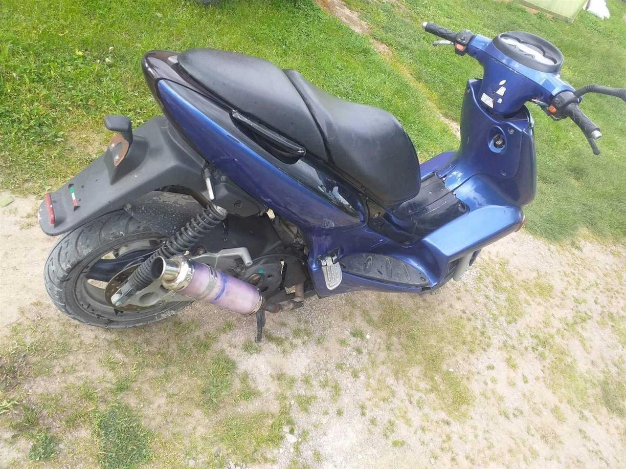 Motor-Yamaha-Maxter