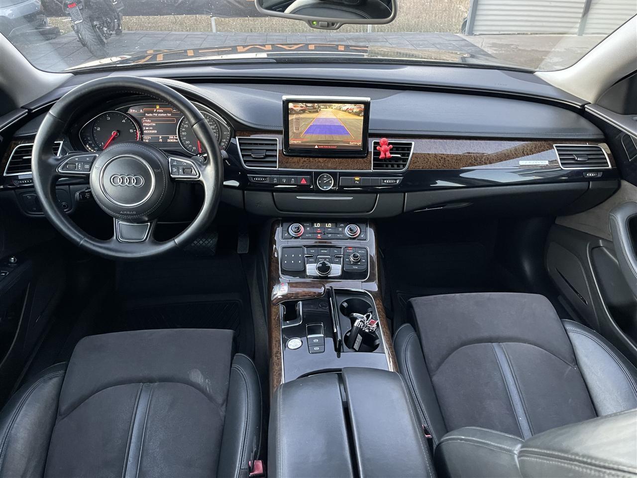 AUDI-A8-3-0-TDI-v6-QUATTRO-KAMERA-SHIBER-LLEDA