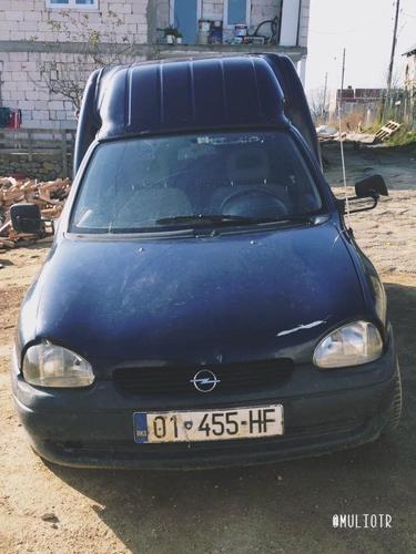 Opel Combo -01 
