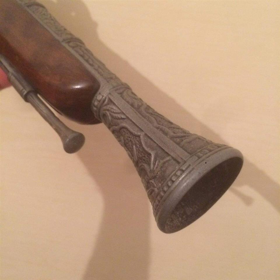 Pushk-e-vogel-Antike-e-vjeter-