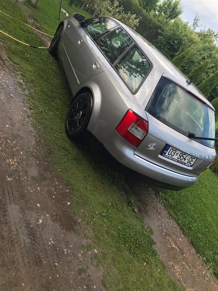 Audi-A4-S-line-2-5-Automatic-2003