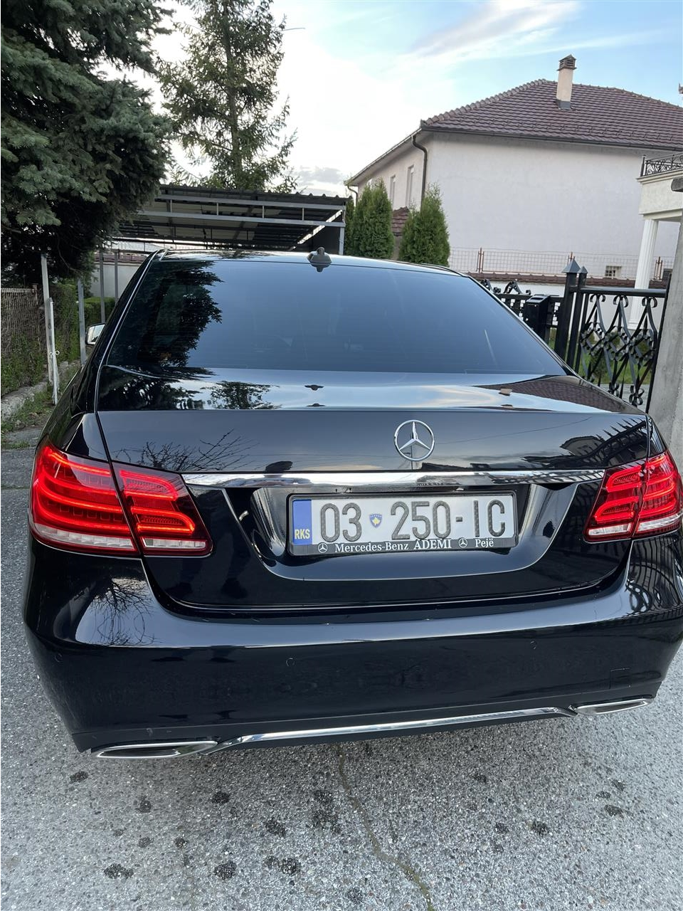 Mercedes-e-class-220-bluetec-2016