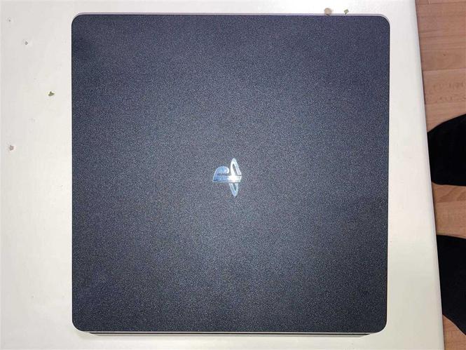 Sony PS4 
