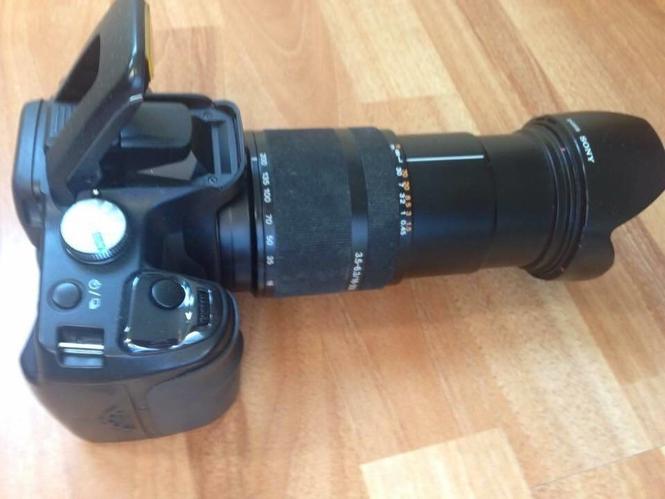 Sony a100