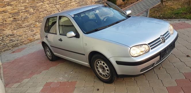 Golf 