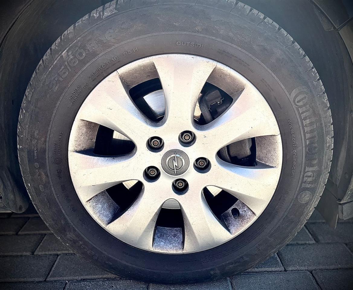 Opel-Astra-